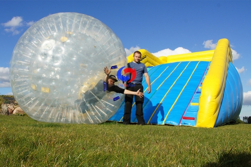 Extremely exciting inflatable zorb ball with launch ramp