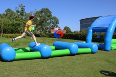 outdoor playgrounds Team building fun activities Airtight inflatable Blocky obstacle course without constant pumping