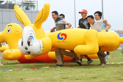 outdoor inflatable team building rabbit turtle race sports games toys corporate school activities equipment for sale