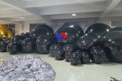 strong metal rigging points hang chrome balls dark black color decor giant mirror spheres big shiny inflatable spheres